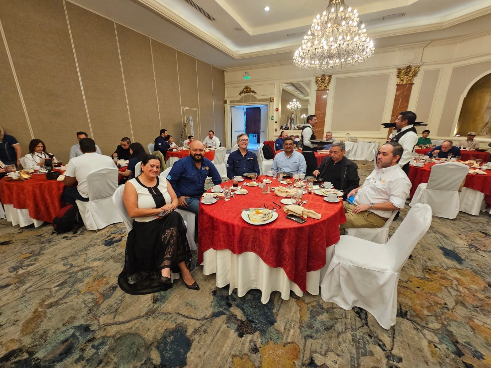 Rifa Tocono-Moore recauda fondos para cirugías pediátricas gratuitas