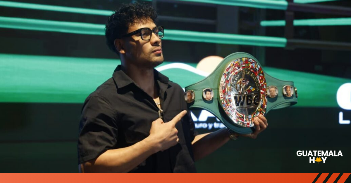 Lester Martínez hace historia: Guatemala alza la voz con un campeón mundial